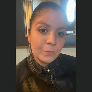 Meet your Posher, Iris